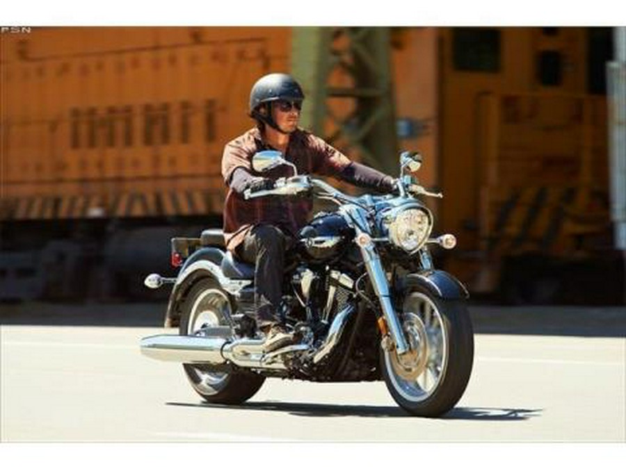 2013 Yamaha Roadliner S