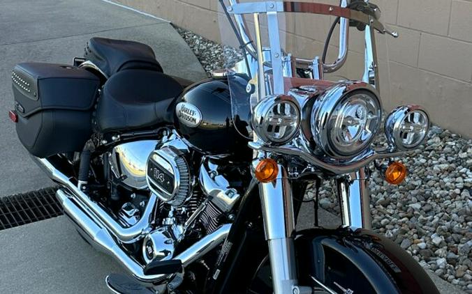 2024 Harley-Davidson Heritage Classic Vivid Black