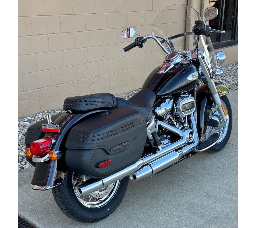 2024 Harley-Davidson Heritage Classic Vivid Black