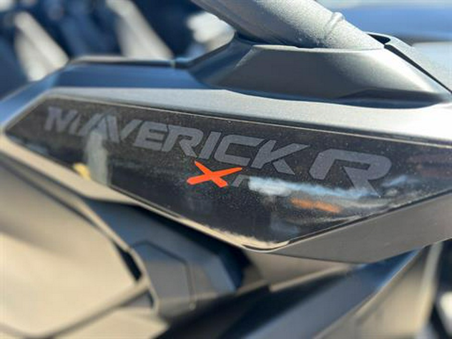 2025 Can-Am Maverick R MAX X RS with Smart-Shox
