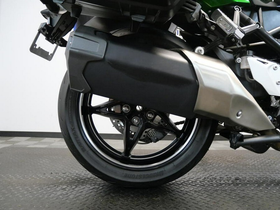 2022 Kawasaki Ninja H2® SX SE