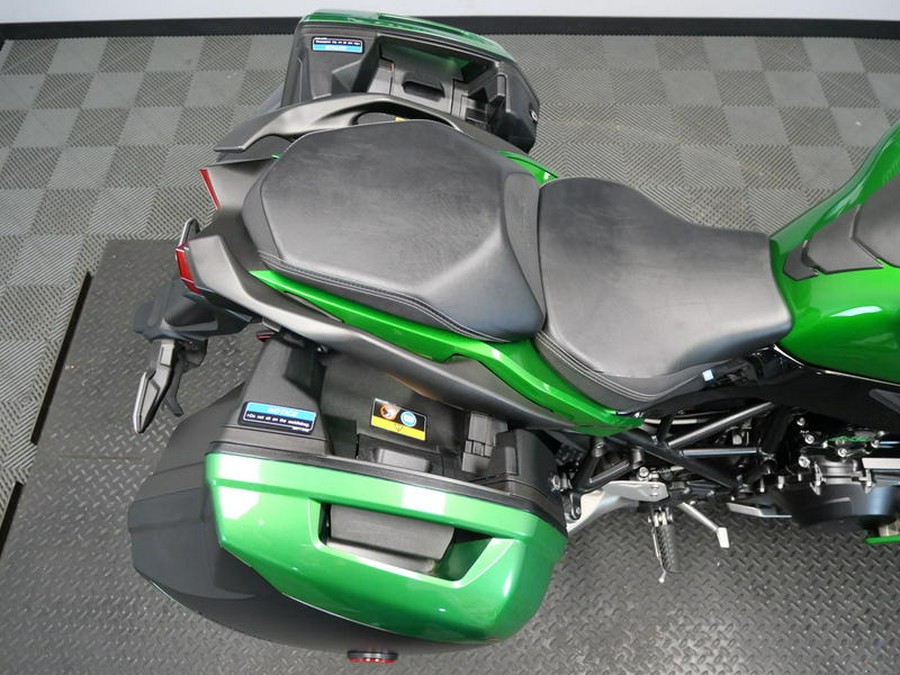 2022 Kawasaki Ninja H2® SX SE