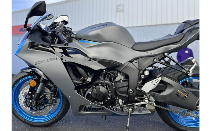 2026 Kawasaki NINJA ZX-6R ABS