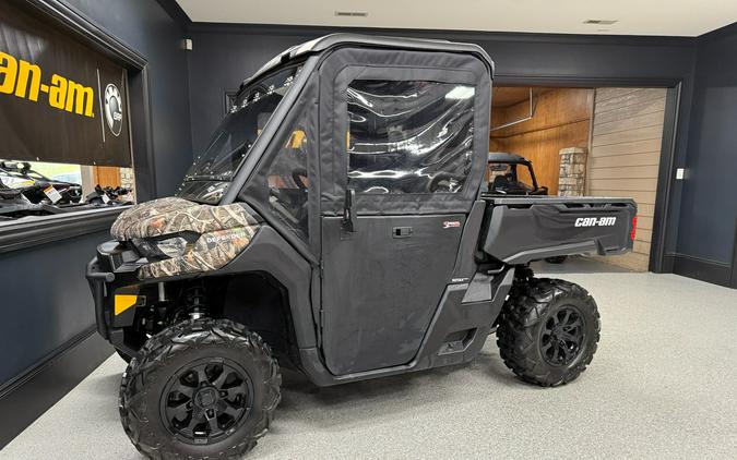 2025 Can-Am Defender DPS HD9