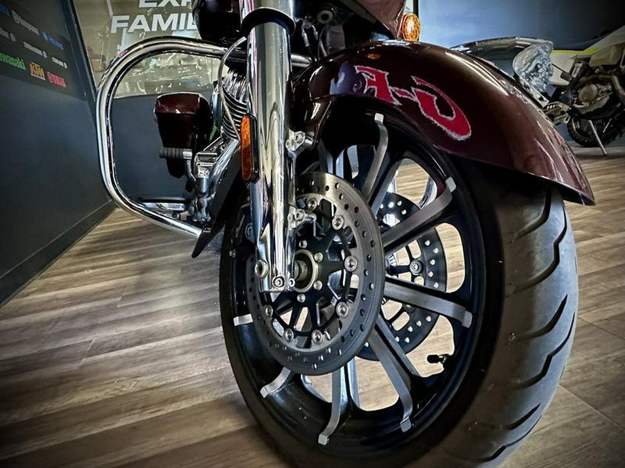 2019 Indian Motorcycle® Chieftain® Limited Dark Walnut