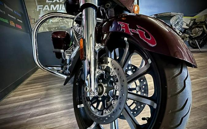 2019 Indian Motorcycle® Chieftain® Limited Dark Walnut