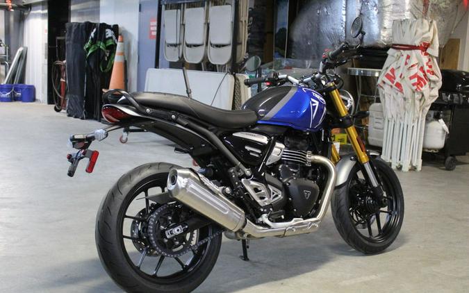 2025 Triumph Speed 400 Base