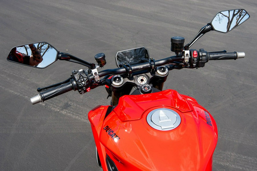 2026 Ducati Streetfighter V2