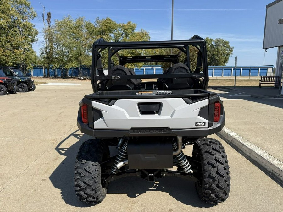 2025 Polaris® General 4 1000 Sport