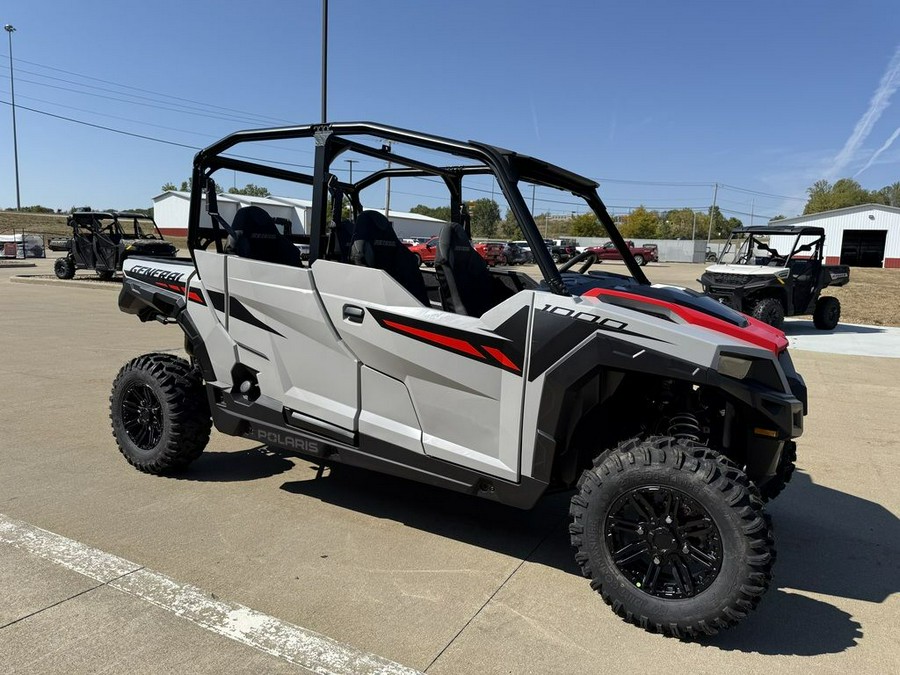 2025 Polaris® General 4 1000 Sport