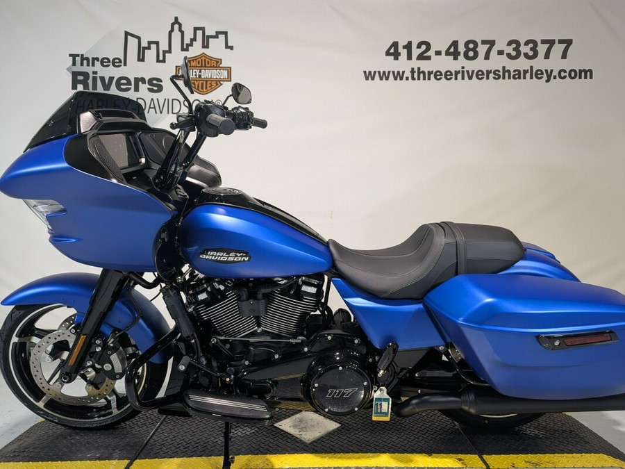 2026 Harley-Davidson® Road Glide® Aurora Blue Denim - Black Finish