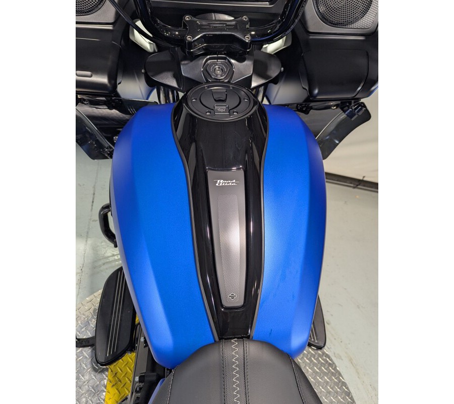 2026 Harley-Davidson® Road Glide® Aurora Blue Denim - Black Finish