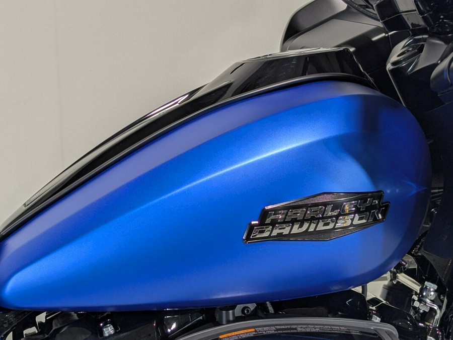 2026 Harley-Davidson® Road Glide® Aurora Blue Denim - Black Finish