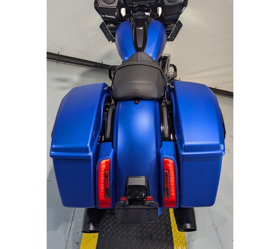 2026 Harley-Davidson® Road Glide® Aurora Blue Denim - Black Finish