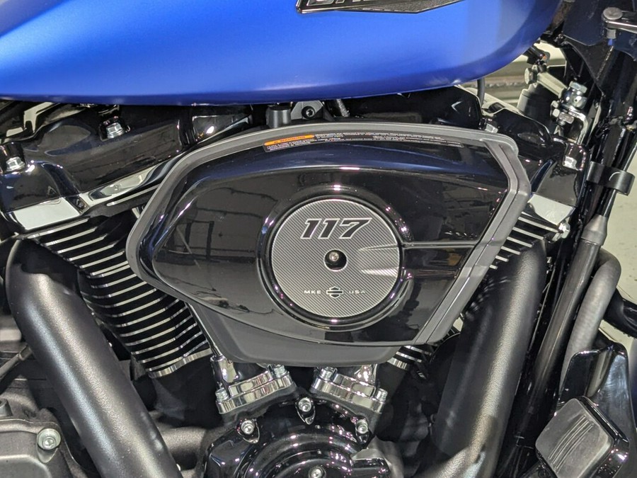 2026 Harley-Davidson® Road Glide® Aurora Blue Denim - Black Finish