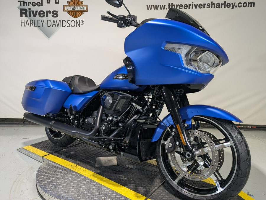 2026 Harley-Davidson® Road Glide® Aurora Blue Denim - Black Finish