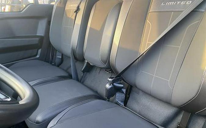 2026 Can-Am Defender Limited HD11