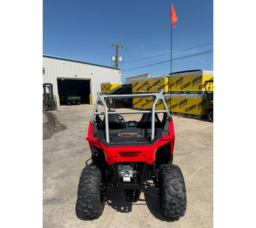 2026 Polaris RZR 200 EFI