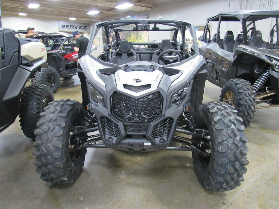 2024 Can-Am® Maverick X3 MAX DS Turbo RR Catalyst Gray