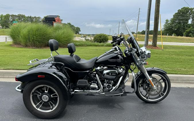 2020 Harley-Davidson Freewheeler Black