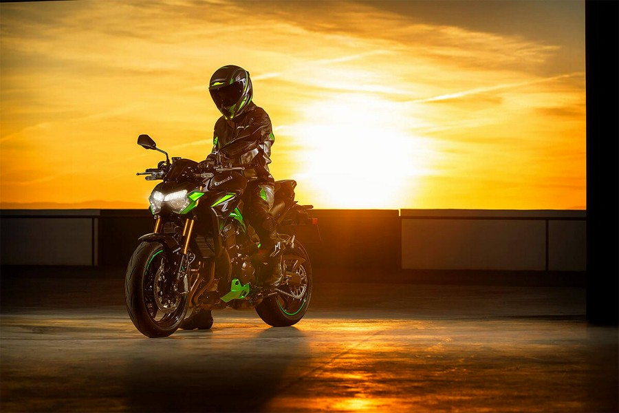 2022 Kawasaki Z900 SE