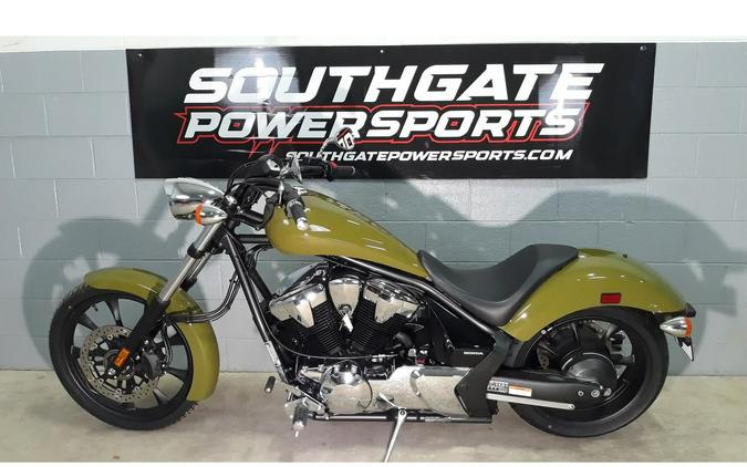 2025 Fury® Base - Honda