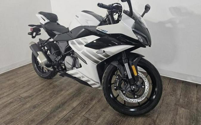 2026 CFMOTO SS 300