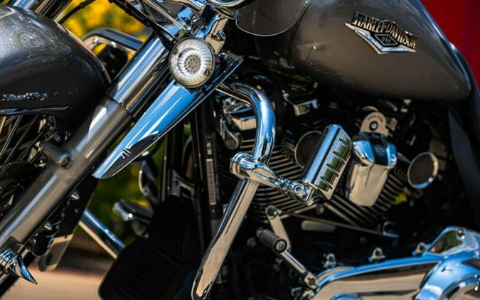 2017 Harley-Davidson FLHR - Road King