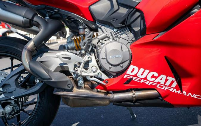 2025 Ducati Panigale V2 S