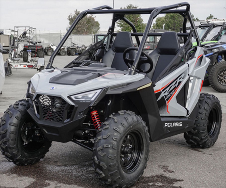 2024 Polaris RZR 200 EFI