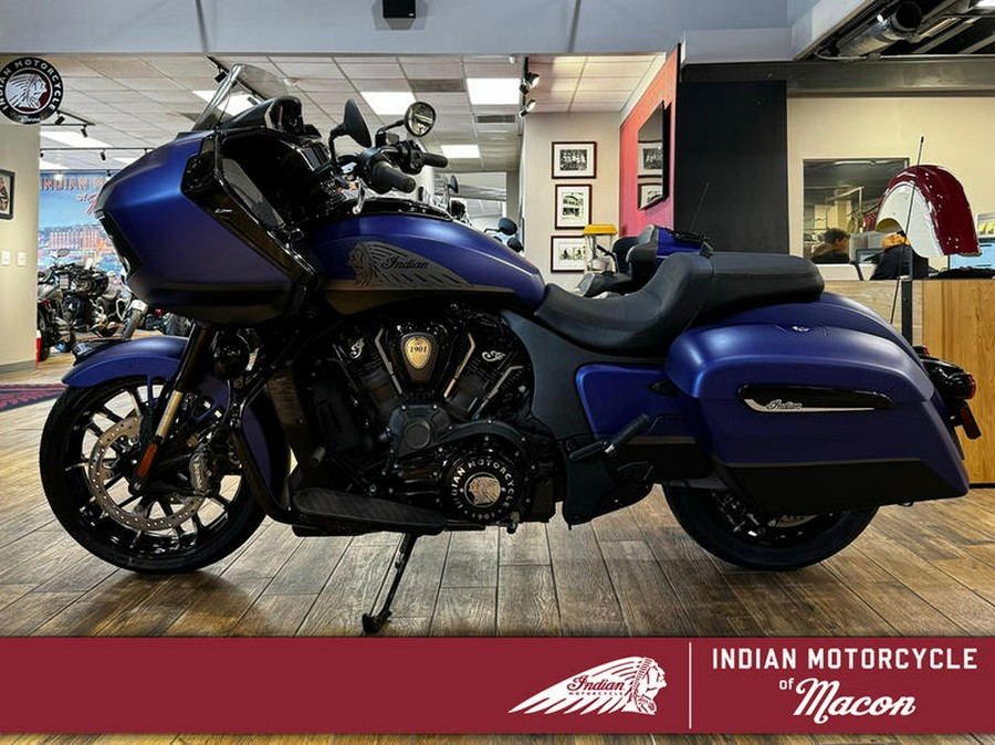 2024 Indian Motorcycle® Challenger® Dark Horse® Spirit Blue Smoke