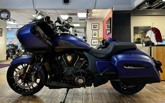 2024 Indian Motorcycle® Challenger® Dark Horse® Spirit Blue Smoke