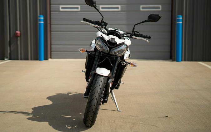 2024 Triumph Street Triple 765 R