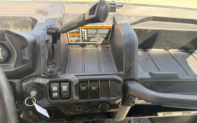 2016 Can-Am Defender DPS HD10