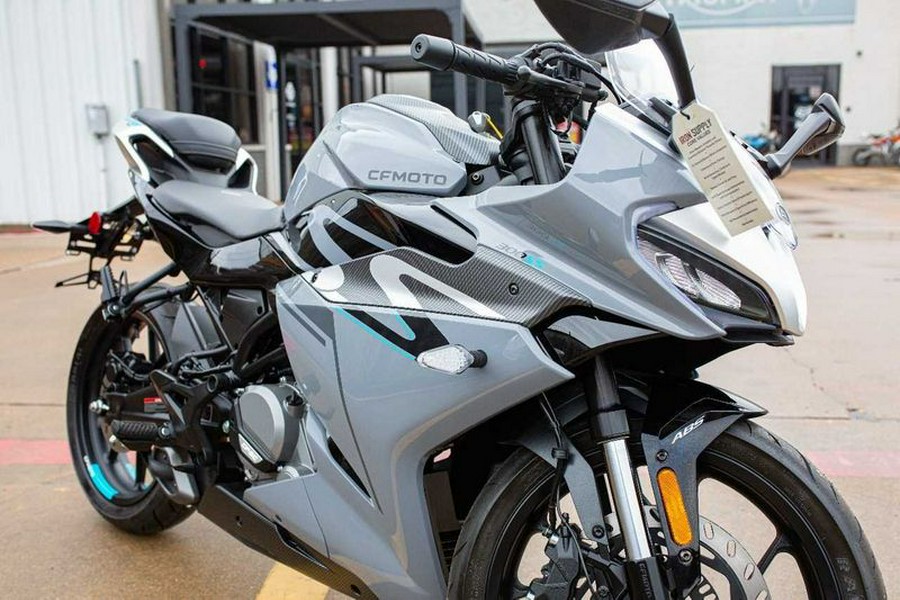 New 2023 CFMOTO 300SS