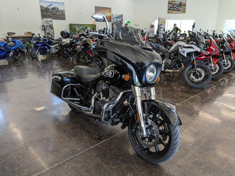 2020 Indian Motorcycle® Chieftain® Thunder Black