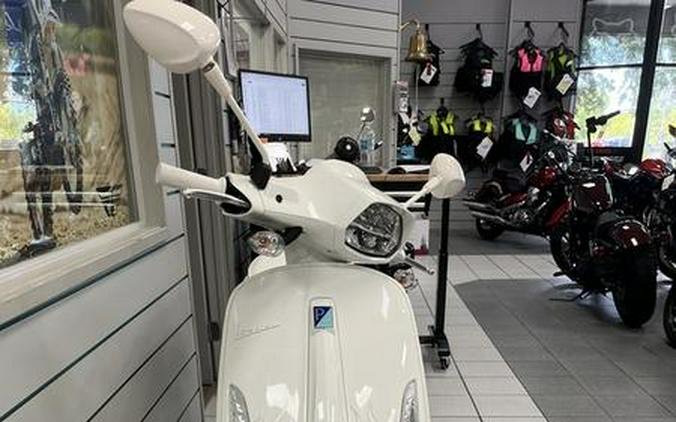 2022 Vespa JUSTIN BIEBER 50