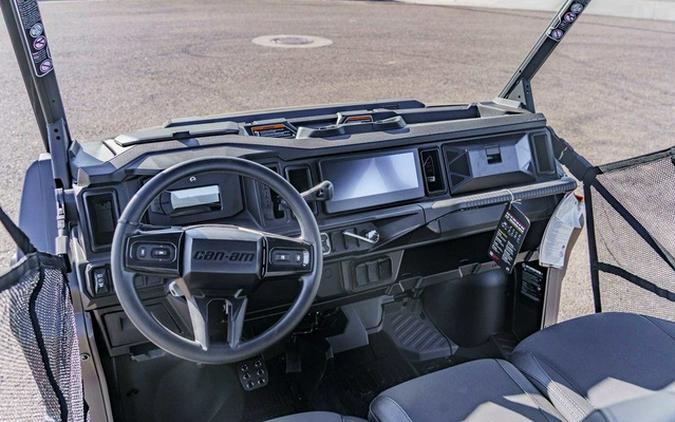 2026 Can-Am Defender MAX XT HD11 With 10.25 In.Display