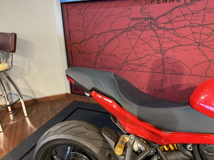 2021 Ducati SuperSport 950 S Ducati Red fairing