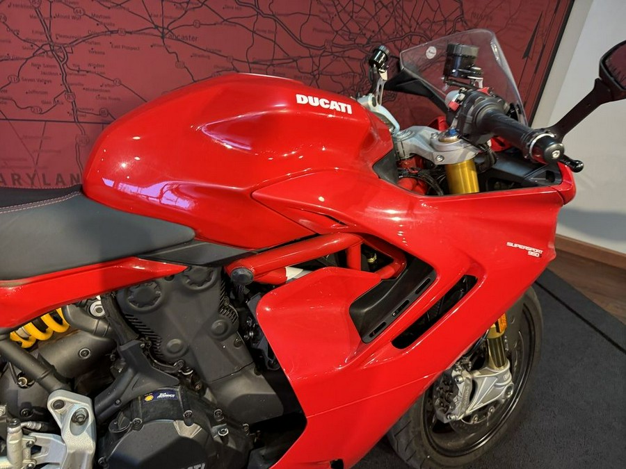 2021 Ducati SuperSport 950 S Ducati Red fairing