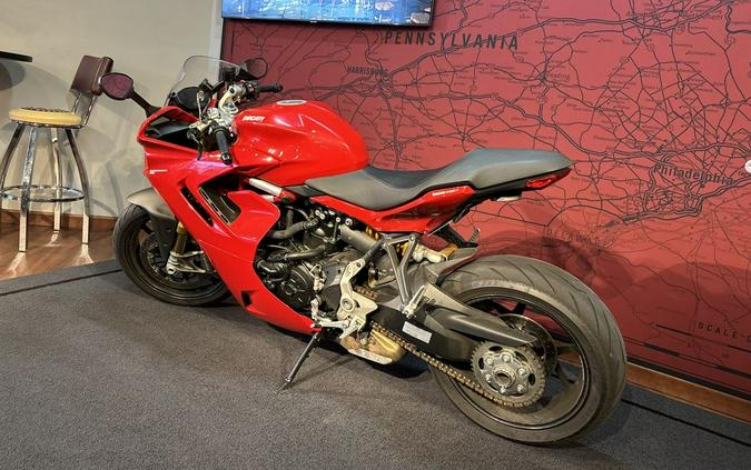 2021 Ducati SuperSport 950 S Ducati Red fairing