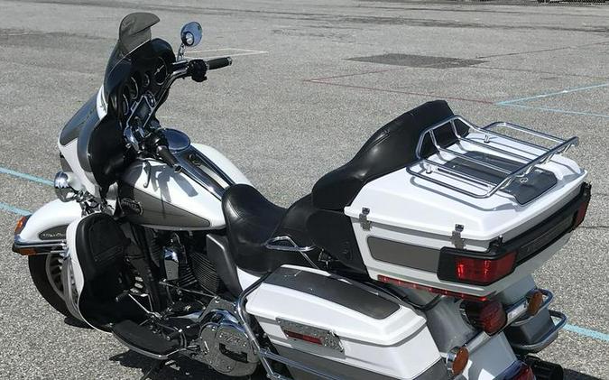 2009 Harley-Davidson® FLHTCU - Ultra Classic® Electra Glide®