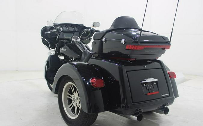 2018 Harley-Davidson Trike FLHTCUTG - Tri Glide Ultra