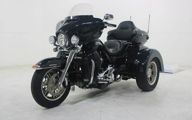 2018 Harley-Davidson Trike FLHTCUTG - Tri Glide Ultra