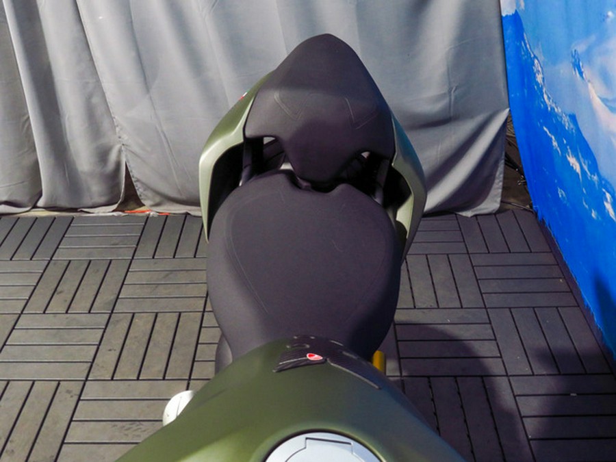 2023 Ducati Streetfighter V2 Storm Green V2