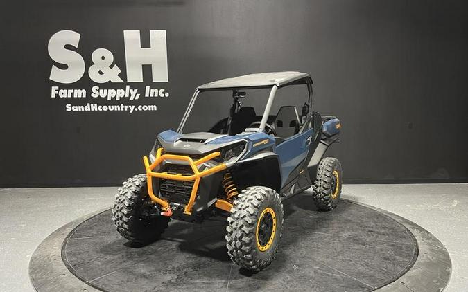 2027 Can-Am® Commander XT-P 1000R