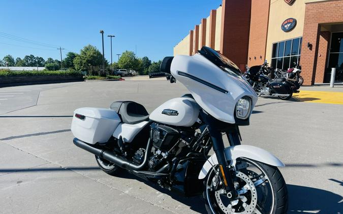 2024 Harley-Davidson Street Glide® FLHX