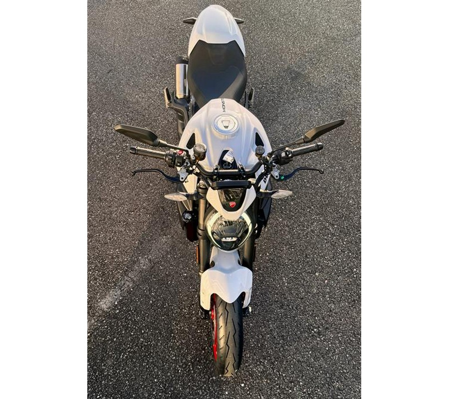 2026 Ducati Monster Plus V2 896