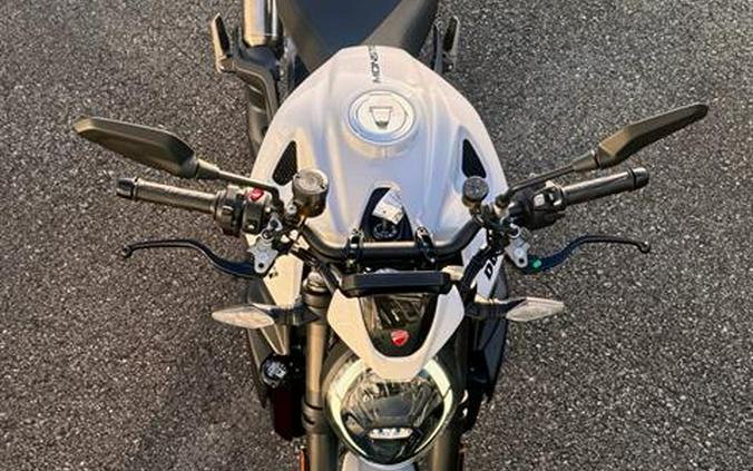 2026 Ducati Monster Plus V2 896