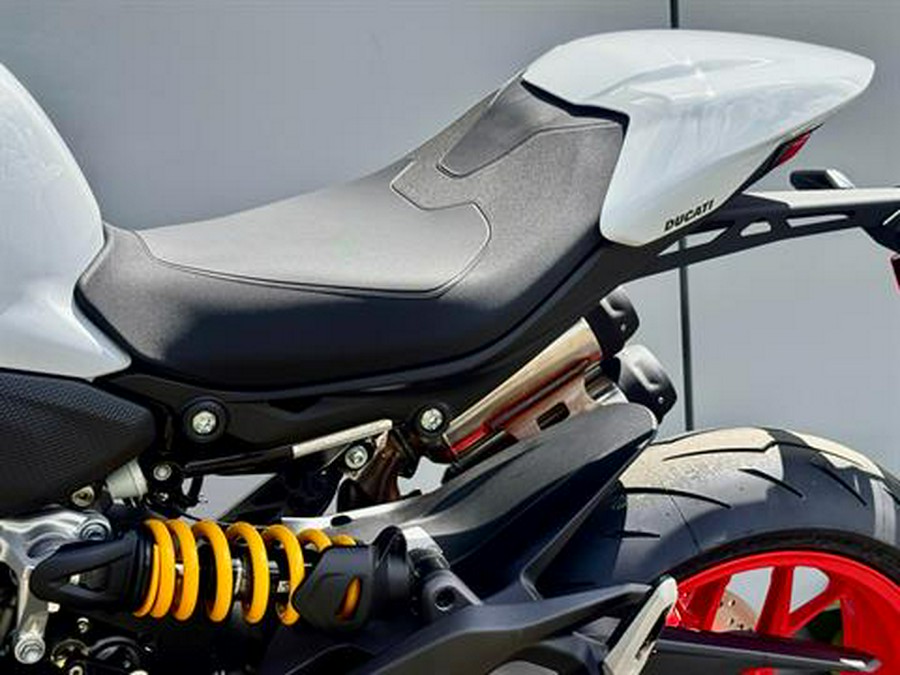2026 Ducati Monster Plus V2 896